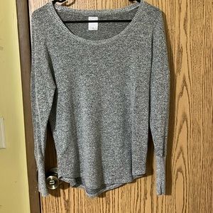 grey light long sleeve